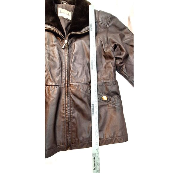 Donna Pelle Vintage Brown Leather Coat Faux Fur Collar Size S - Picture 16 of 16